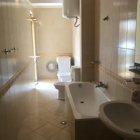 Agetina's Apartament Wlora